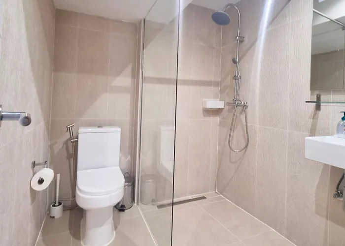 Casa de Férias 4 Bed House With Pool Walk To Puerto Banus Fast Internet