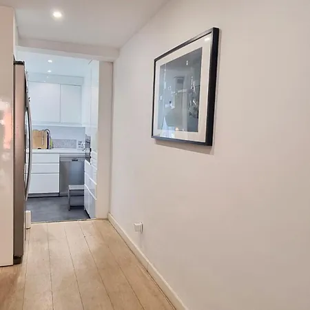 Дом отдыха 4 Bed House With Pool Walk To Puerto Banus Fast Internet