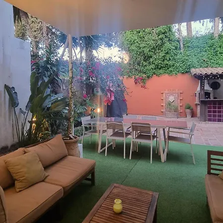 4 Bed House With Pool Walk To Puerto Banus Fast Internet Марбелья