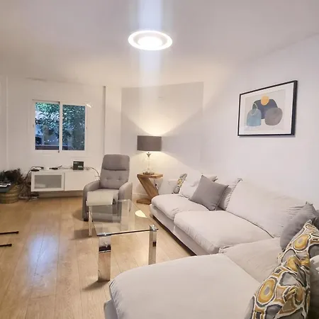 4 Bed House With Pool Walk To Puerto Banus Fast Internet