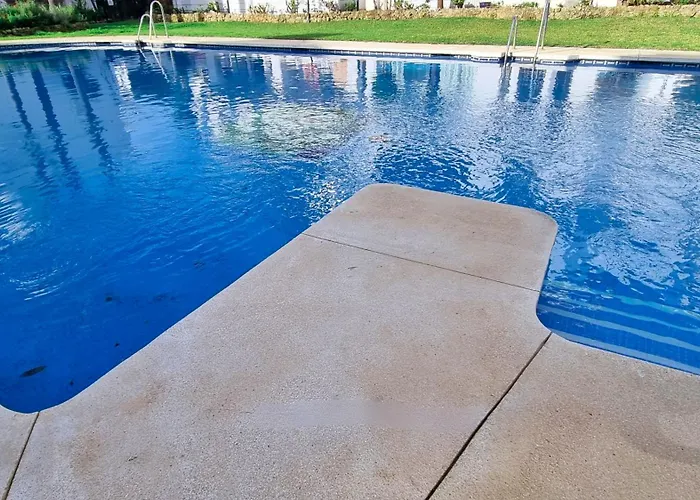 4 Bed House With Pool Walk To Puerto Banus Fast Internet Feriehus Marbella
